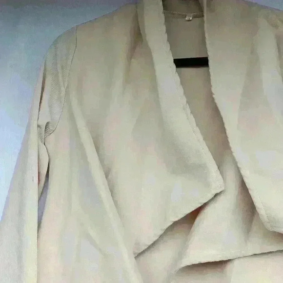 Womens open cape jacket size S cream color business office staple - Picture 11 of 12